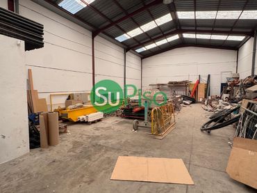 Nave industrial en venta en Calle Pizarra 8