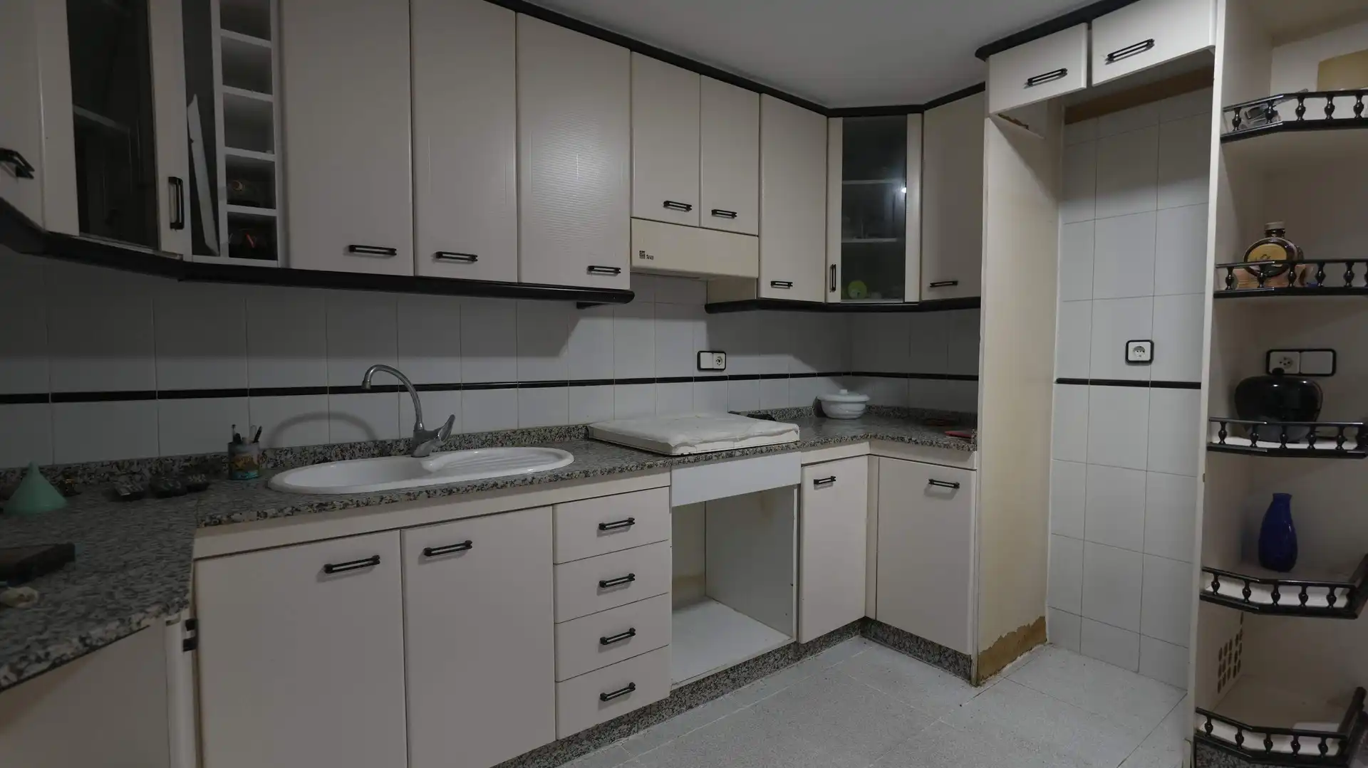 Apartamento con ascensor en venta en Santa Pola ciudad, imagen 2
