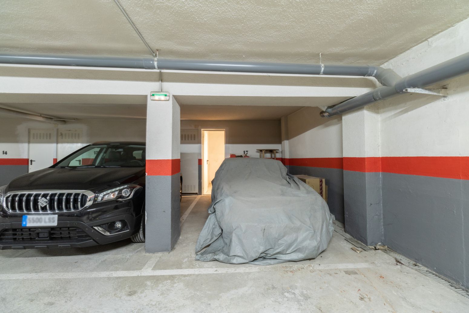 Garage for sale in Monreal / Elo