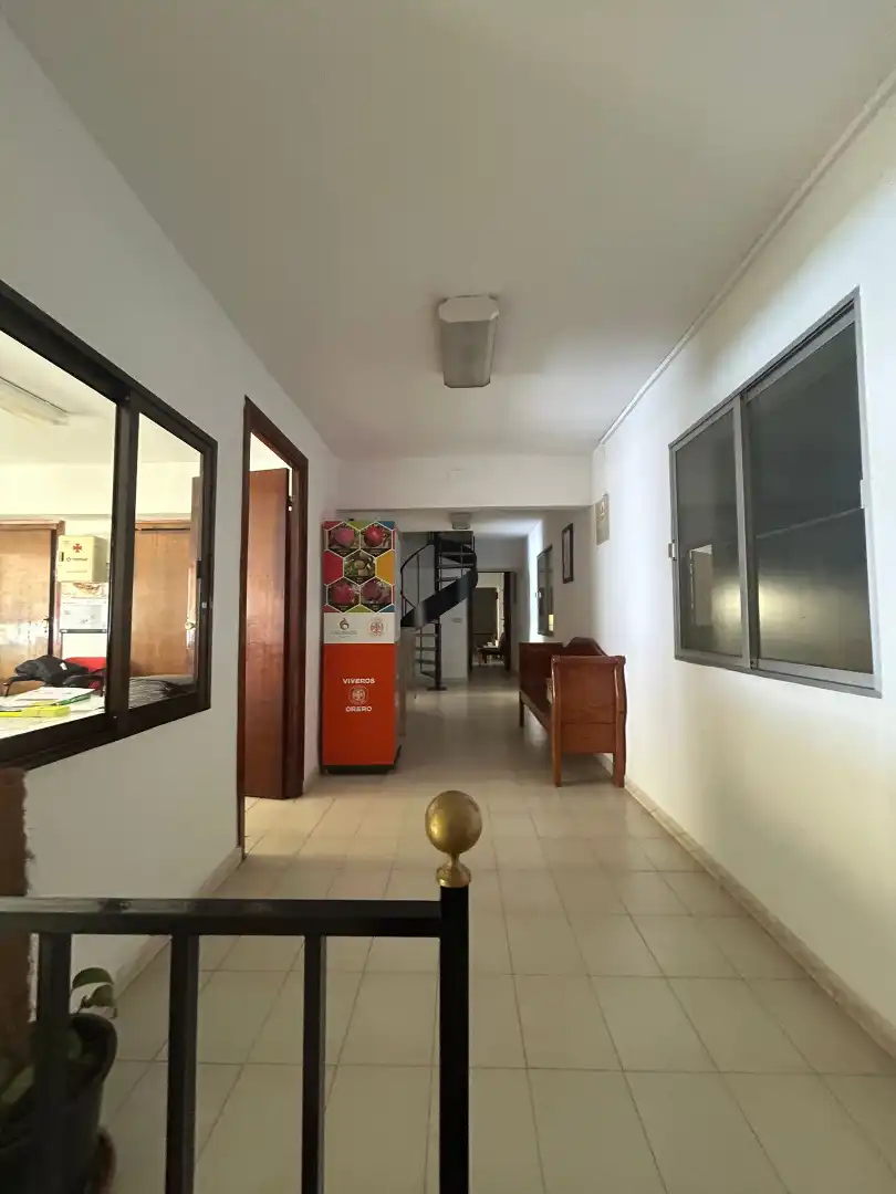 Nau industrial en venda a Avenida de Brenes 7, imagen 13