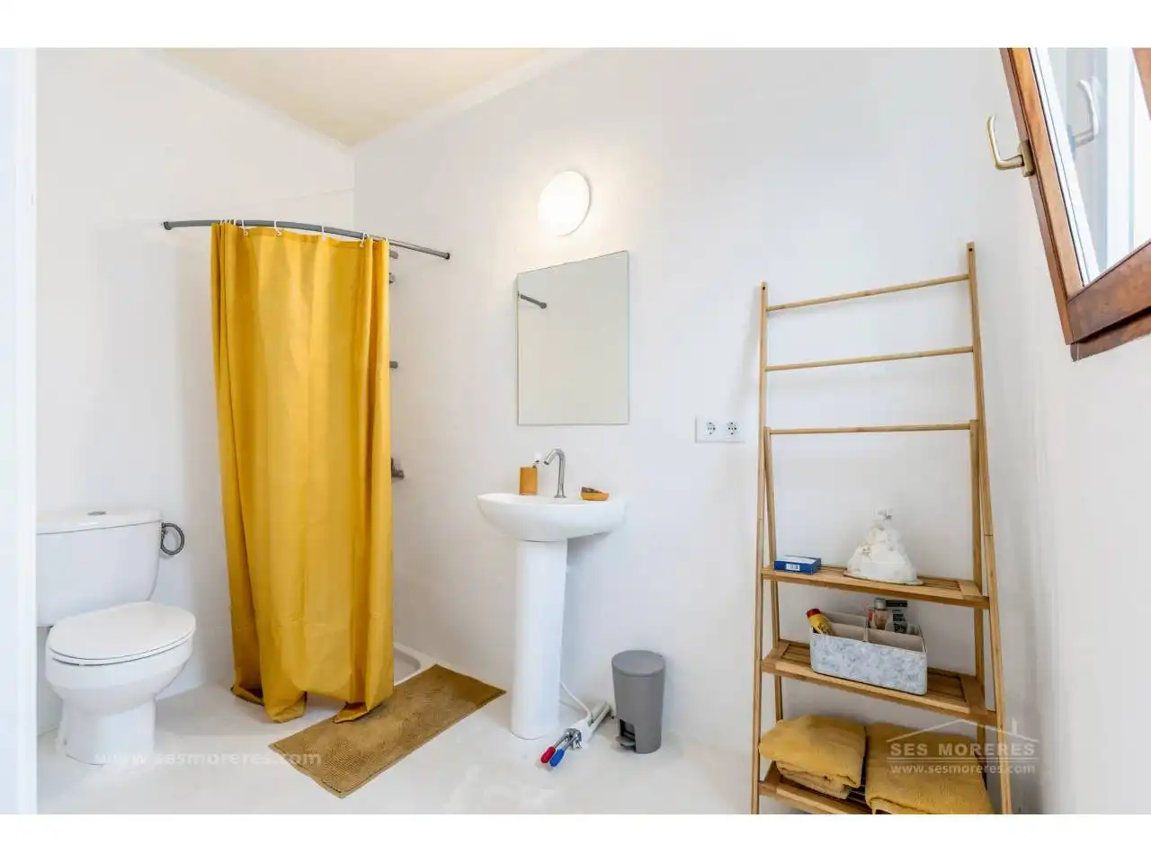 Bany de Finca rústica en venda en Ciutadella de Menorca amb Calefacció, Jardí privat i Terrassa