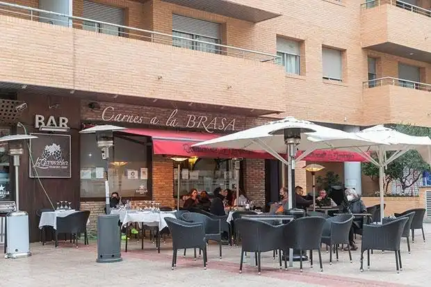Local de lloguer en Zaragoza amb Aire condicionat
