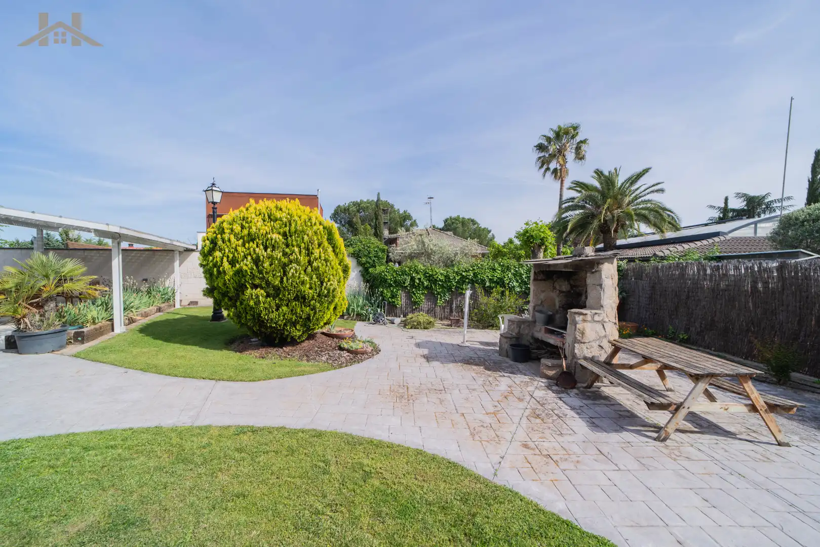 Jardí de Casa o xalet en venda en Brunete amb Aire condicionat, Calefacció i Piscina comunitària