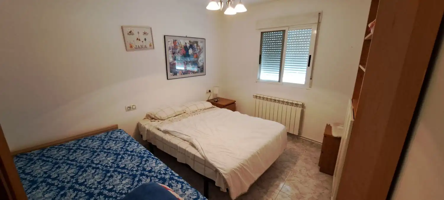 Habitación de Casa o chalet en venta en Pertusa con Calefacción, Trastero y Piscina comunitaria