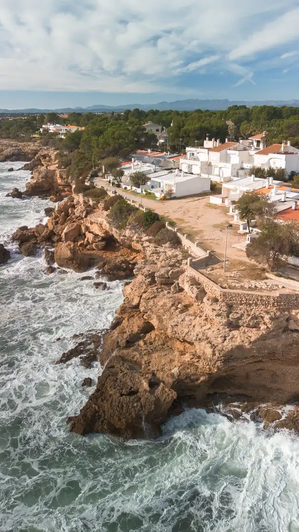Vista exterior de Pis en venda en L'Ametlla de Mar  amb Terrassa
