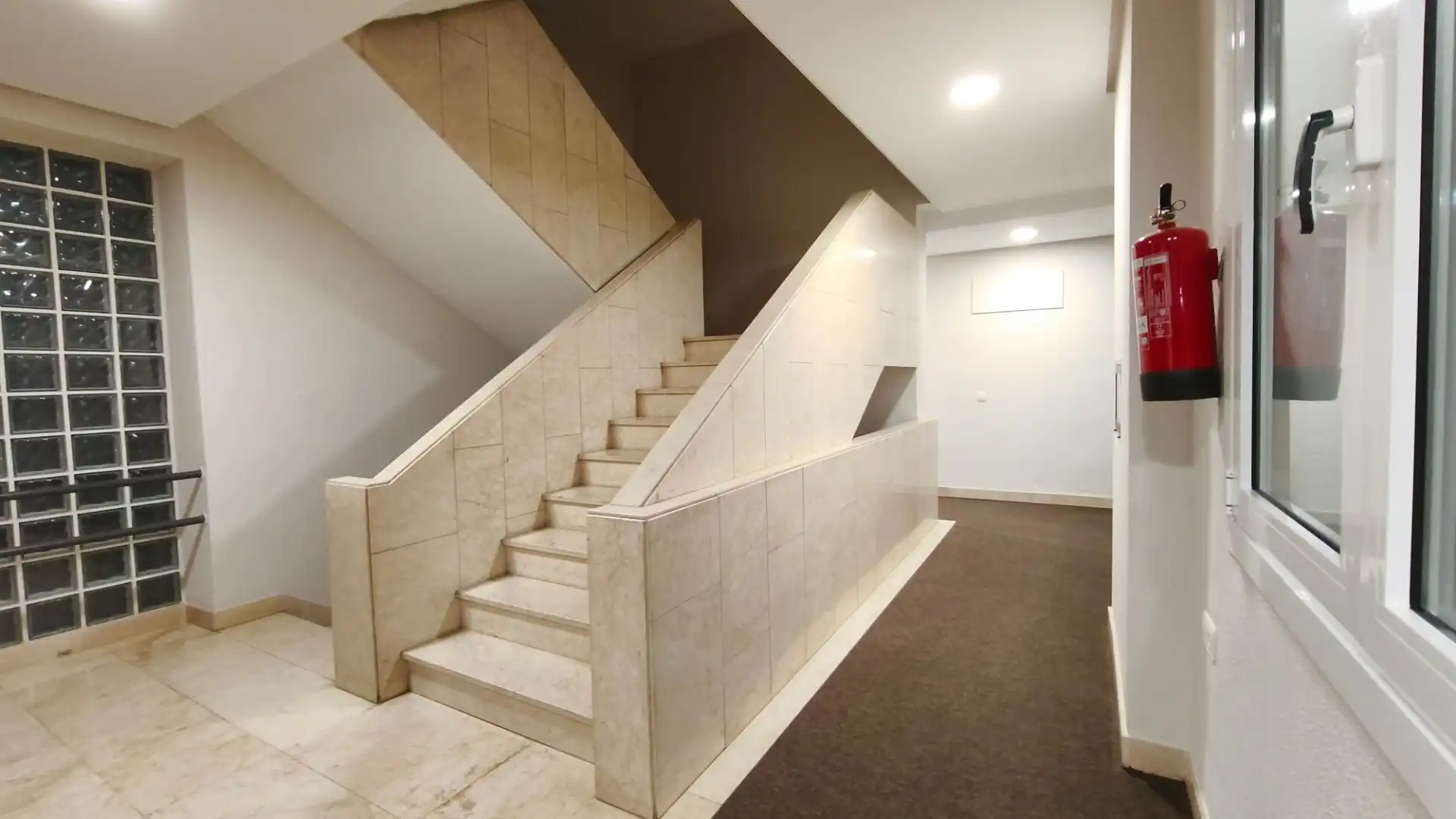 Piso de alquiler en Bilbao  con Calefacción y Amueblado