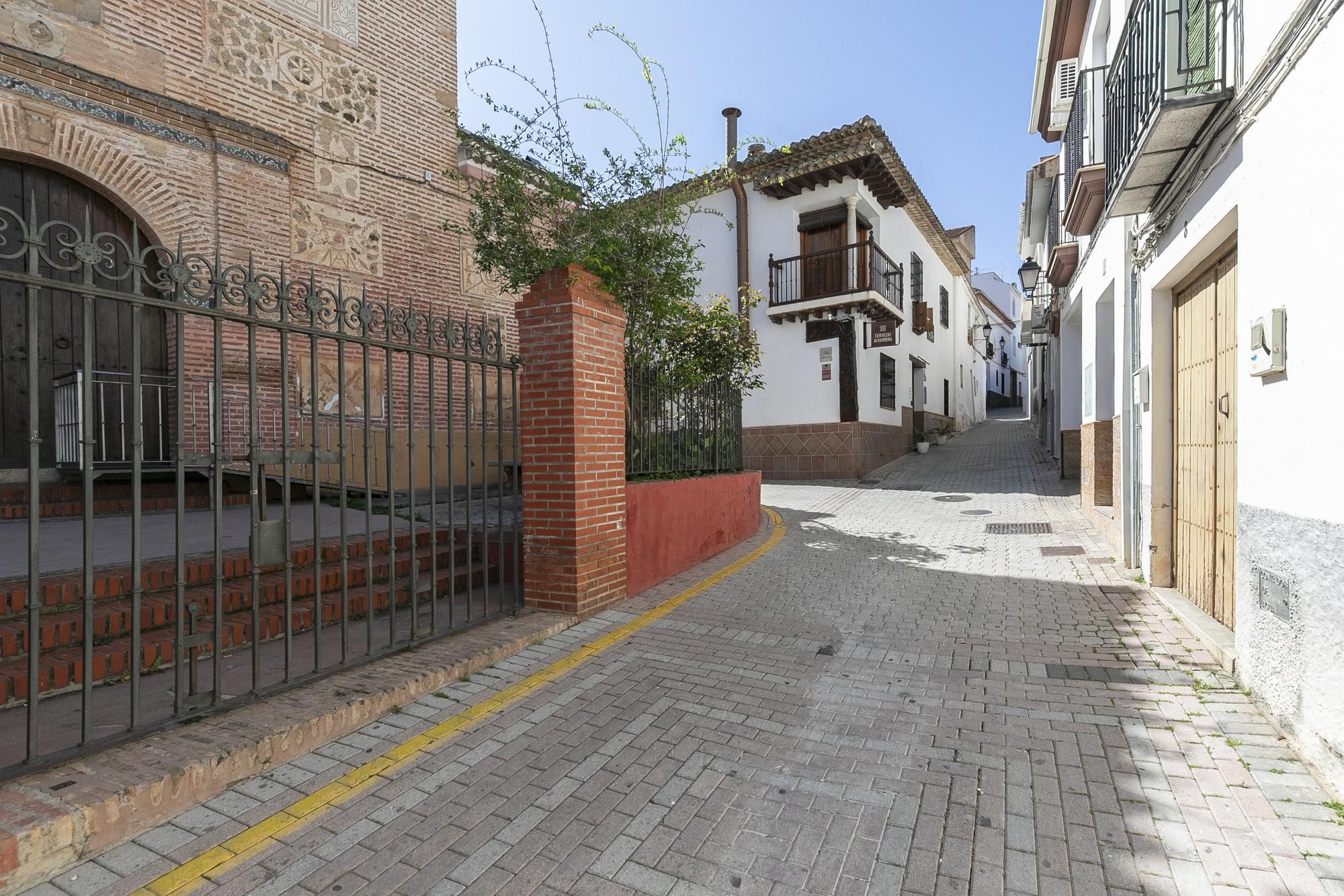 Exterior view of Country house for sale in Dílar  with Balcony
