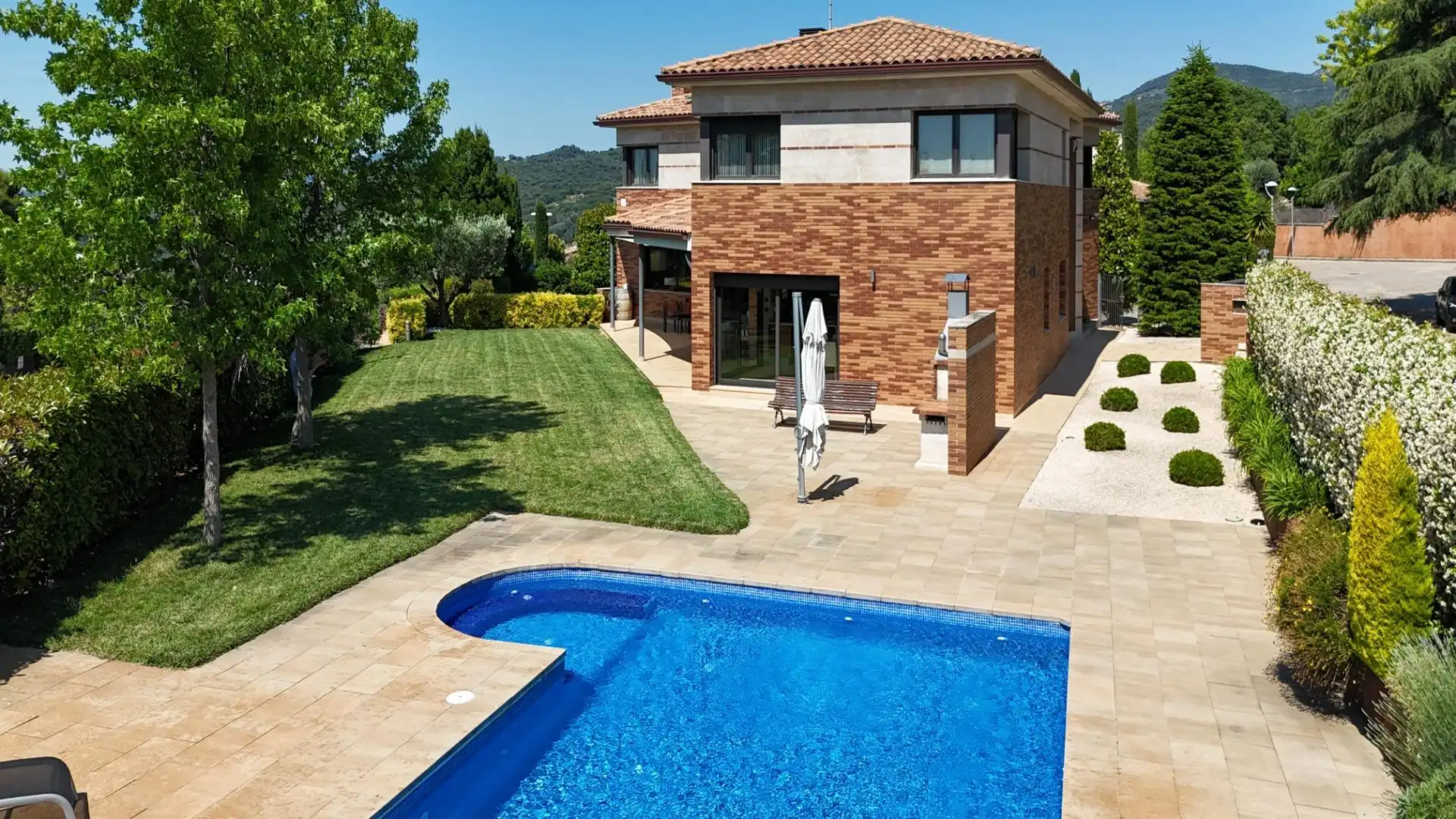 Haus zum Verkauf in Carrer Carrer Prades 2