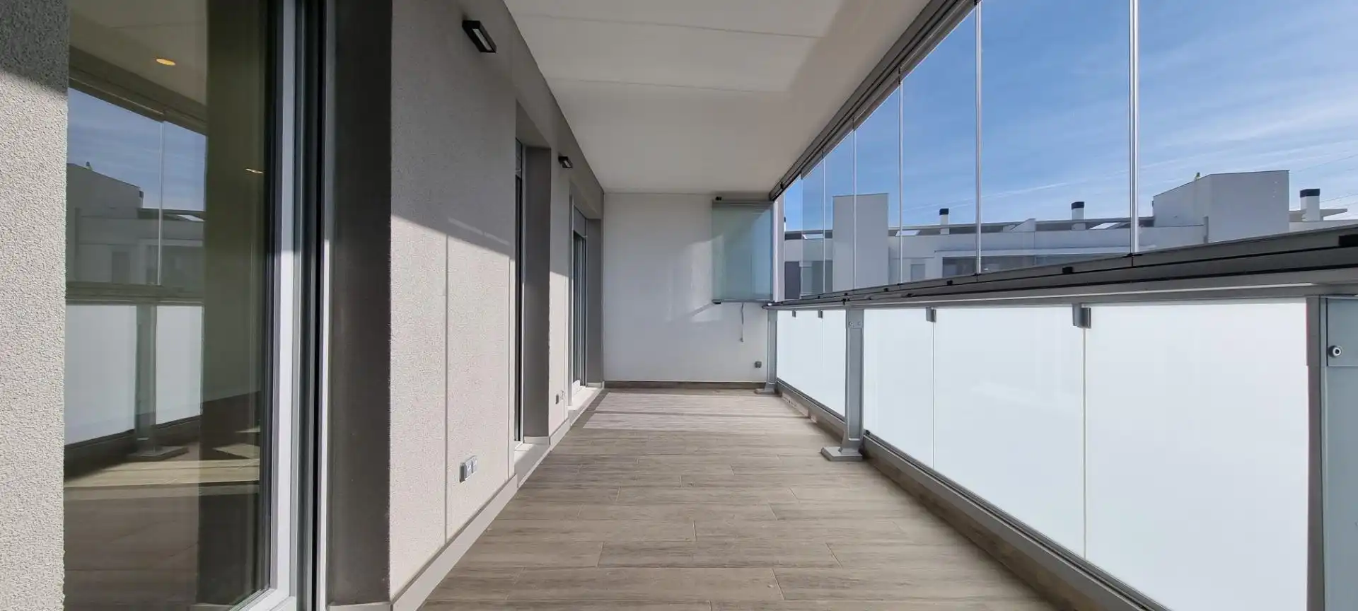 Terraza de Piso en venta en Cuarte de Huerva con Aire acondicionado, Calefacción y Jardín privado