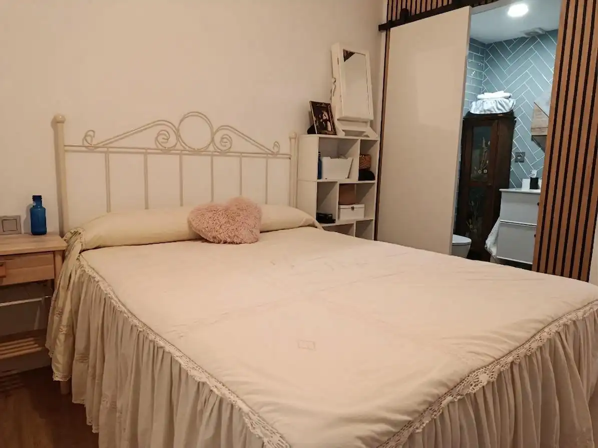 Bedroom of Flat for rent in Granada  with Air Conditioner, Heating and Private garden