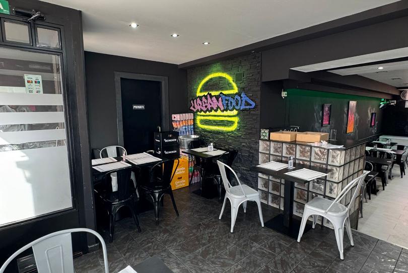 Photo 1 of Premises for sale in Calle Presidente José María Aznar, Perlita, Madrid