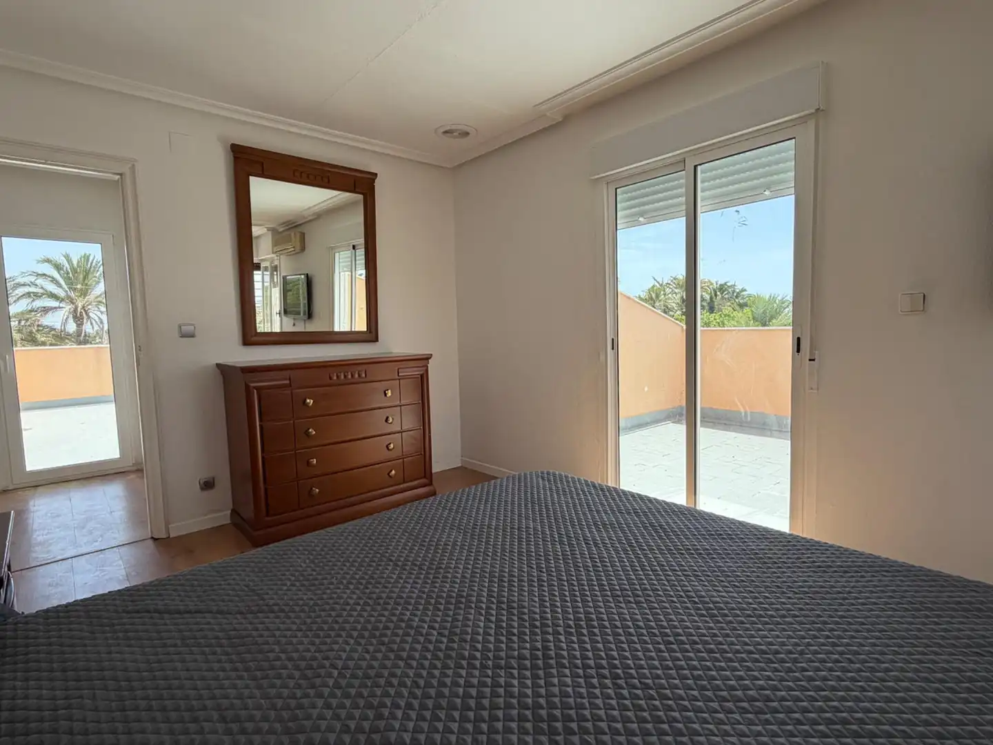 Dormitori de Casa o xalet en venda en Elche / Elx amb Aire condicionat, Jardí privat i Terrassa