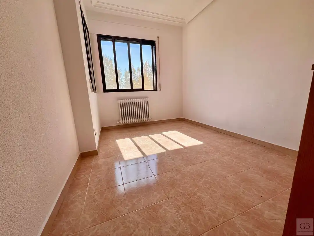 Bedroom of Houses for sale in Toledo  with Air Conditioner, Heating and Terrace