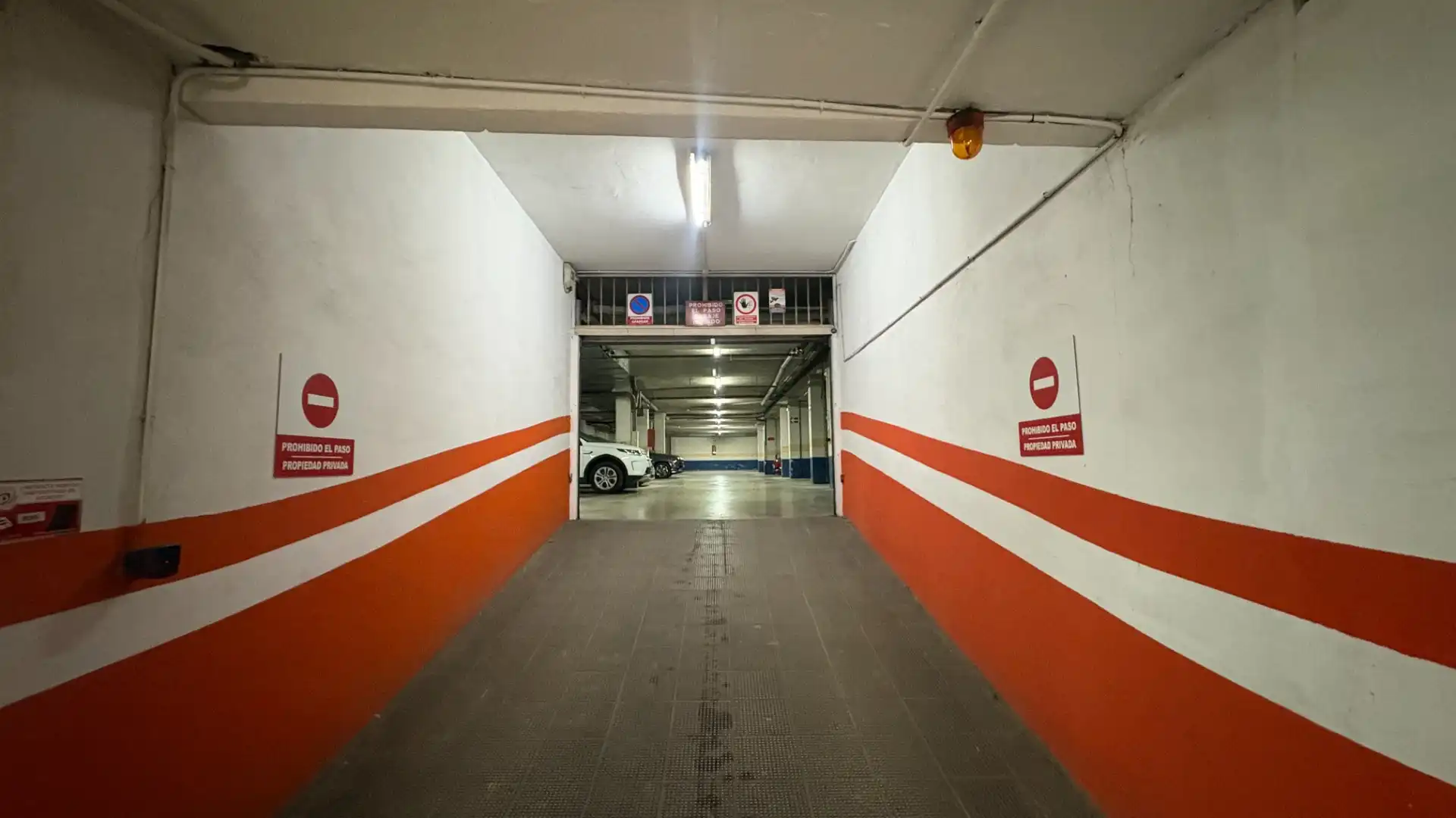 Parkplatz von Garage zur Miete in San Pedro de Alcántara