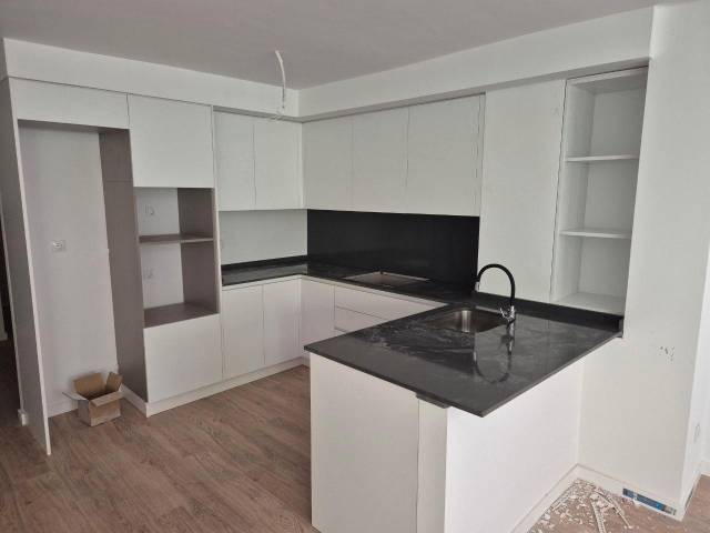 Piso en Venta en Hospital - Plaza del Real