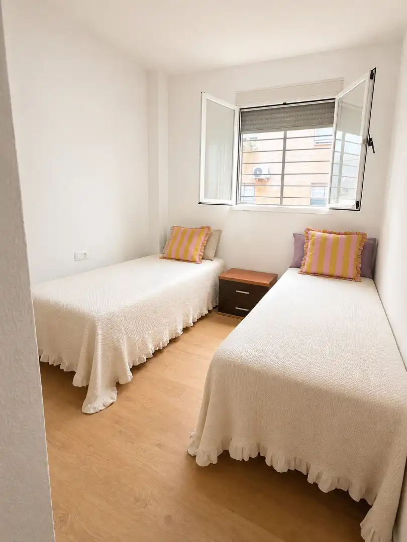 Habitación de Piso en venta en Sevilla