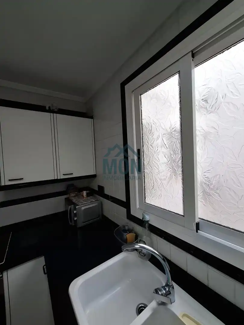 Cocina de Piso en venta en Valencia con Horno