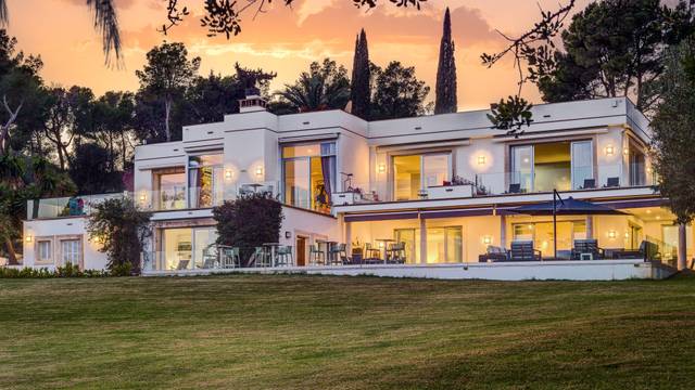 Casa-chalet en Venta en Cort