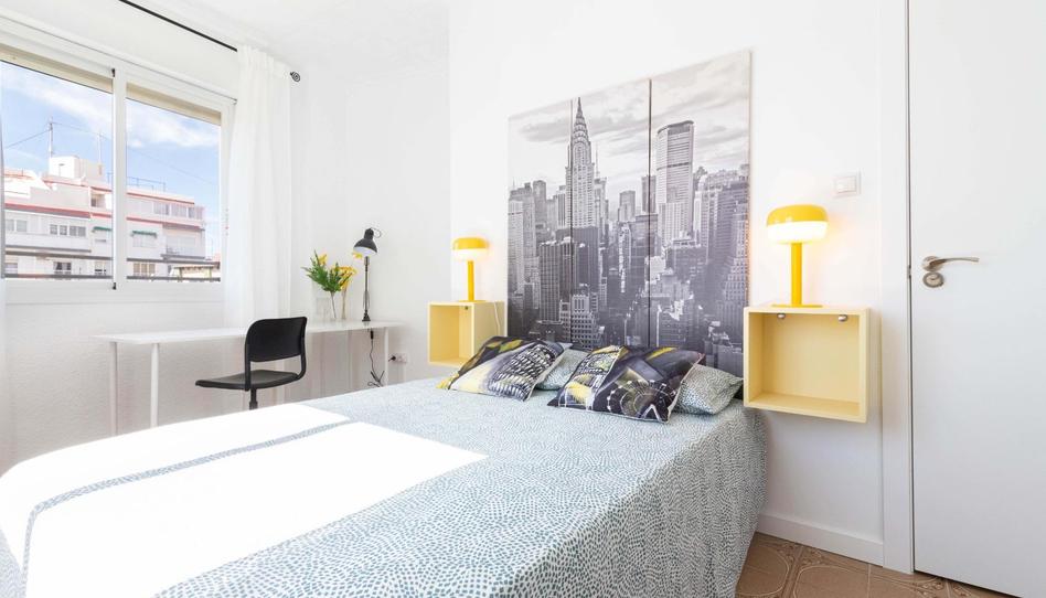 Foto 1 de Pis per a compartir a  Padre Espla, Carolinas Altas, Alicante