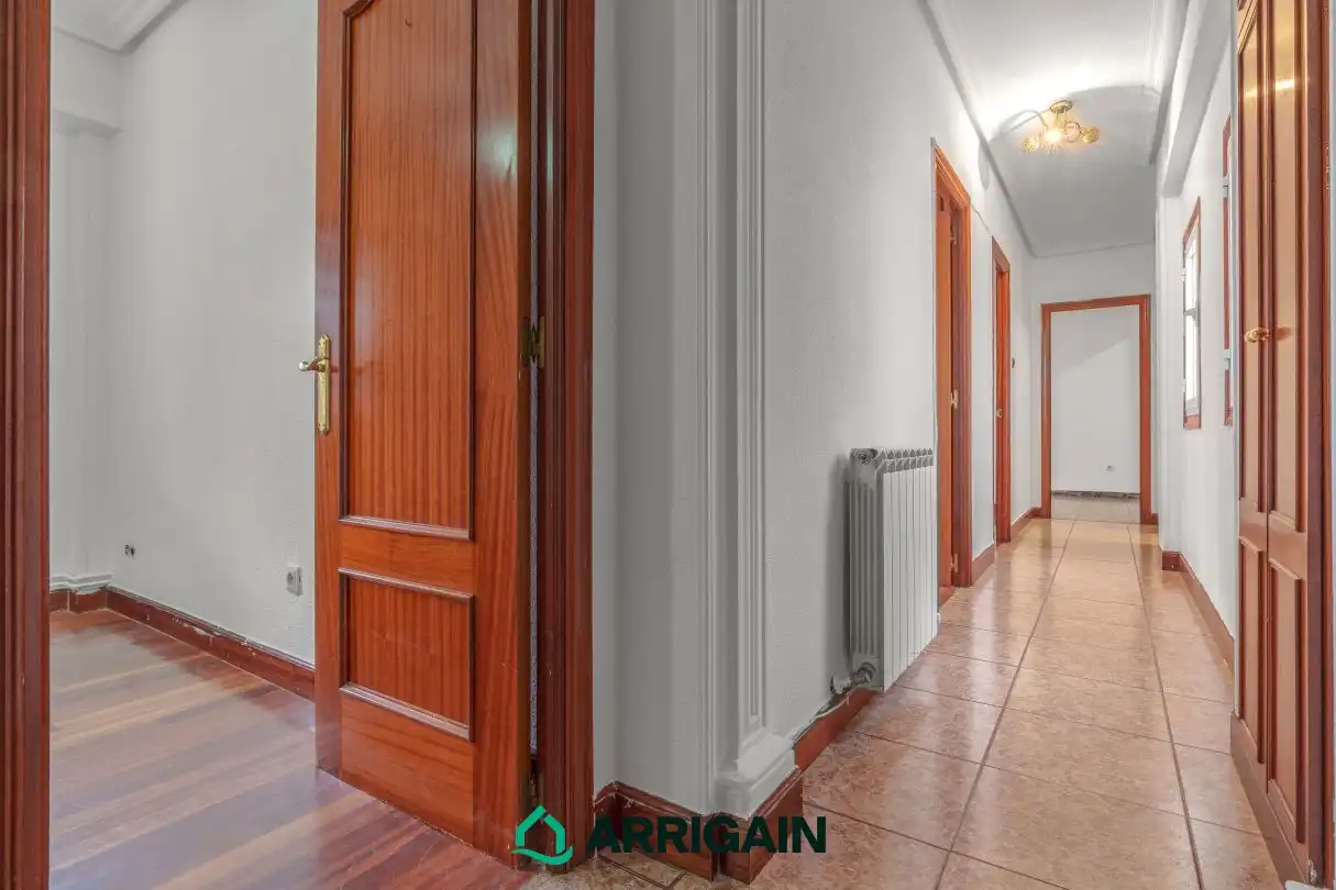 Piso en venta en Andoain con Calefacción y Terraza