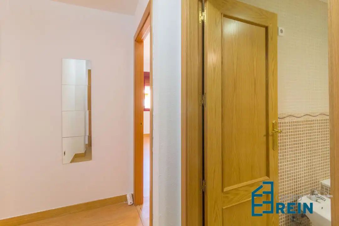 Piso de alquiler en Magán con Calefacción, Piscina y Balcón