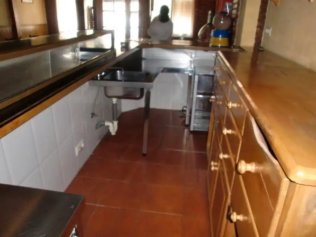 Local comercial en venda a Calle San Jerónimo Hermosilla, imagen 8