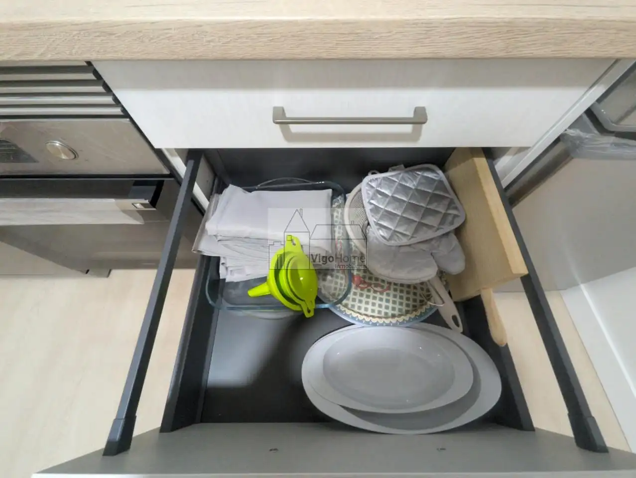 Cocina de Piso de alquiler en Vigo  con Calefacción, Terraza y Amueblado
