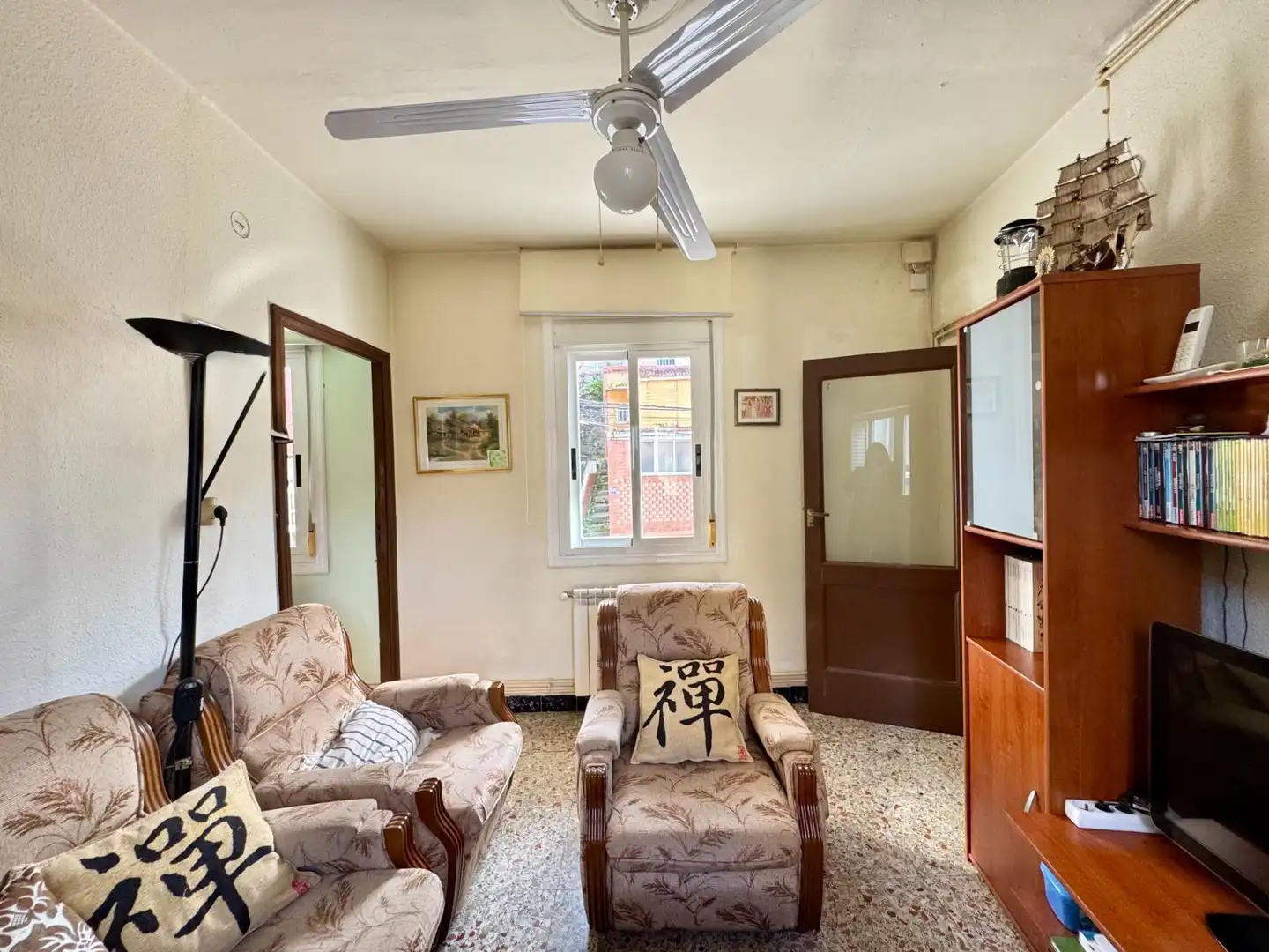 Living room of Houses for sale in Pontevedra Capital   with Heating, Terrace and Storage room