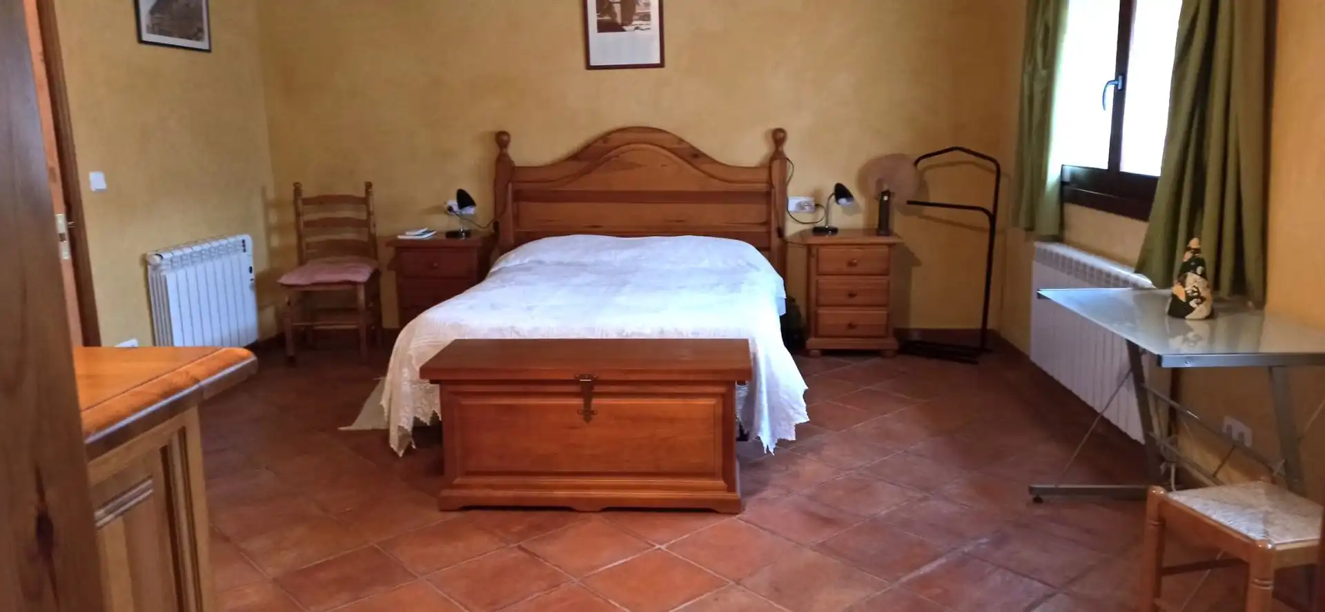 Schlafzimmer von Einfamilien-Reihenhaus zum Verkauf in El Pinell de Brai mit Klimaanlage, Heizung und Terrasse