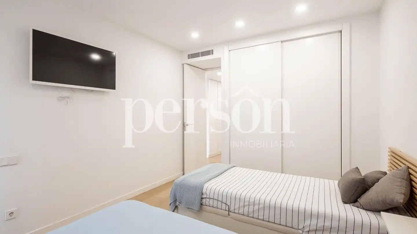 Habitación de Piso de alquiler en Valencia con Aire acondicionado, Terraza y Amueblado