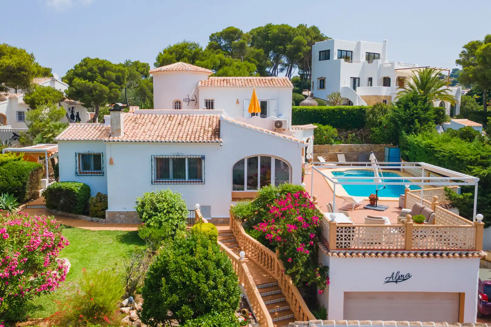 Vista exterior de Casa o xalet en venda en Jávea / Xàbia amb Aire condicionat, Calefacció i Jardí privat
