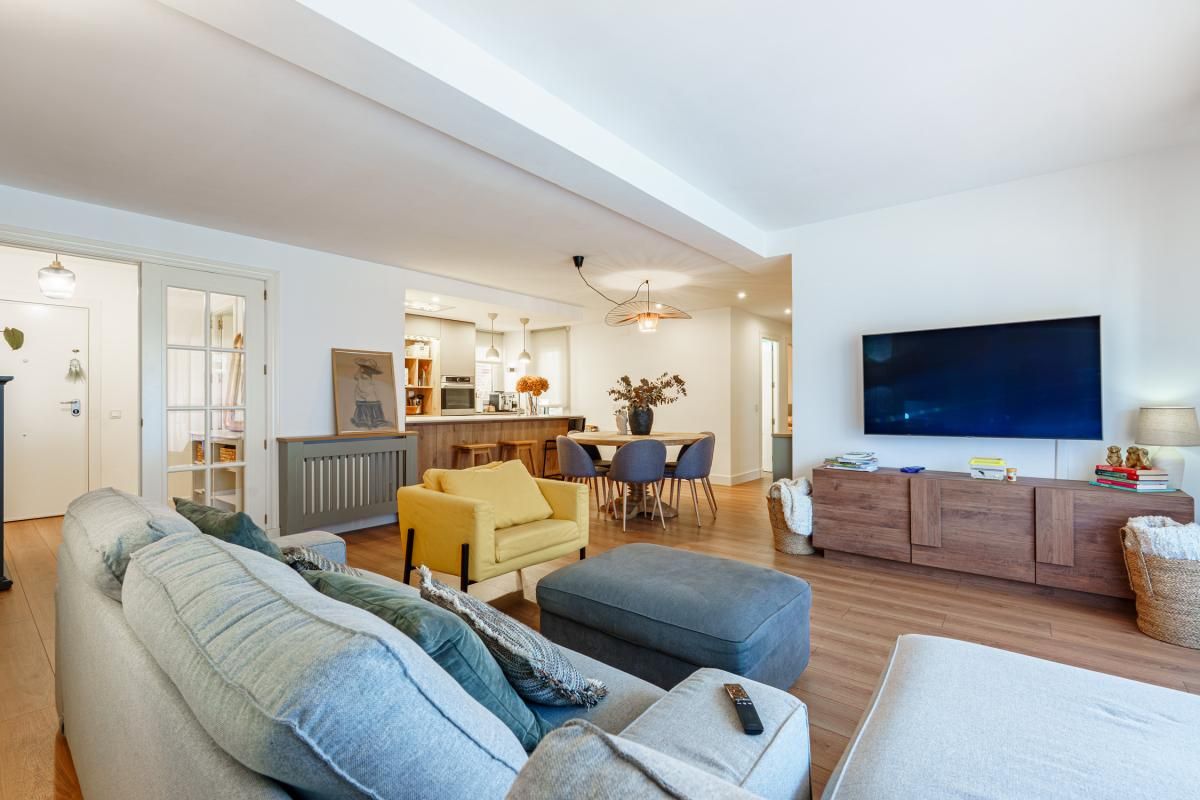 Living room of Flat for sale in Pozuelo de Alarcón  with Air Conditioner, Heating and Terrace