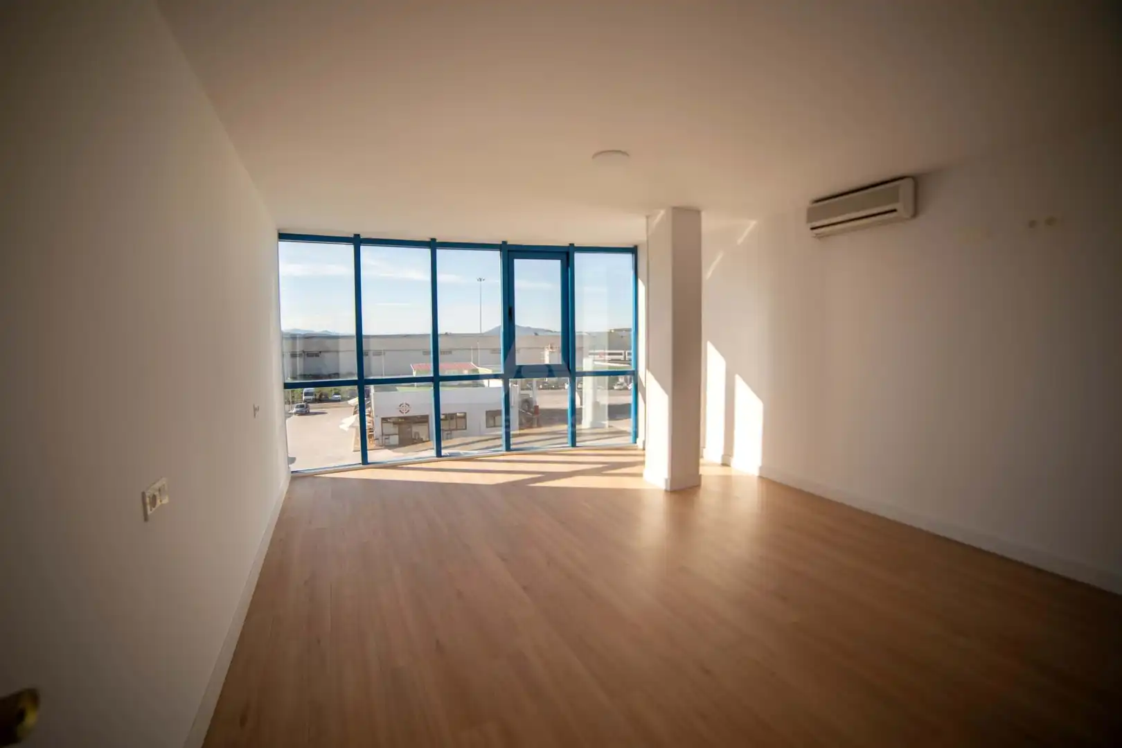 Living room of Commercial properties for rent in Siero