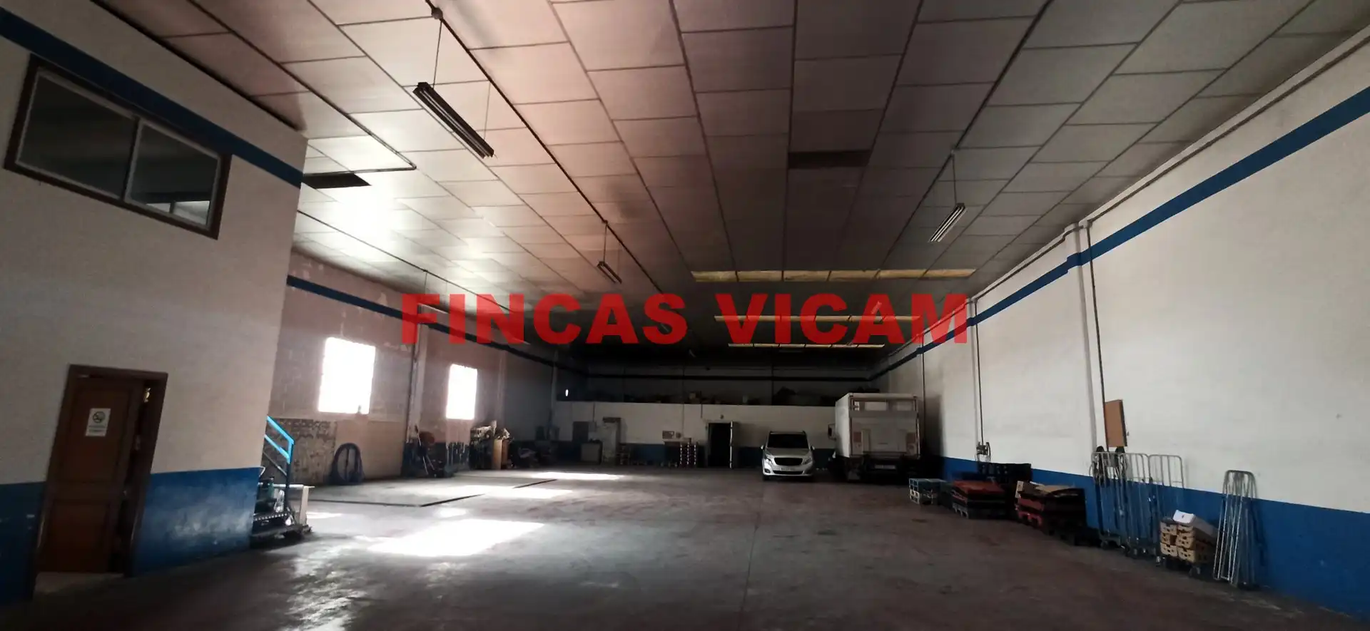 Nave industrial en venta en Huesca con Calefacción y Alarma