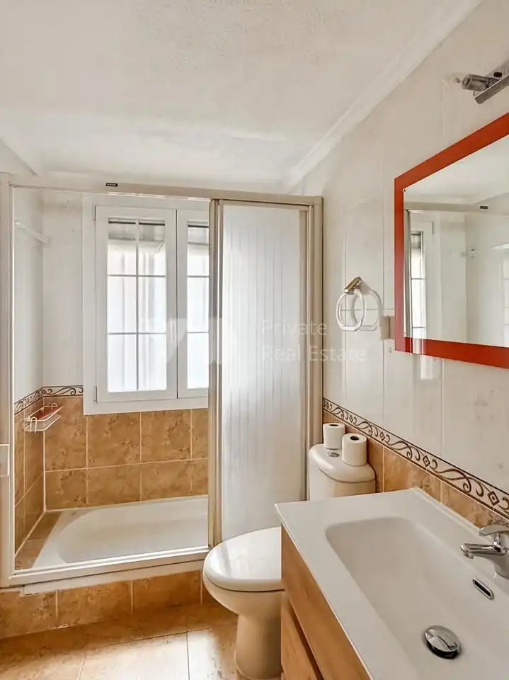 Baño de Piso de alquiler en Majadahonda con Aire acondicionado, Calefacción y Parquet