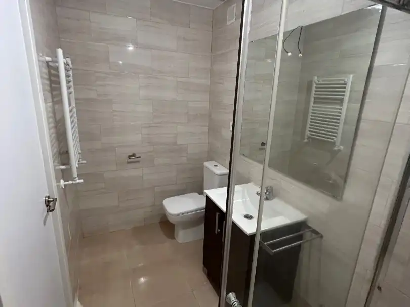 Bathroom of Apartments for rent in Ciudalcampo, Madrid