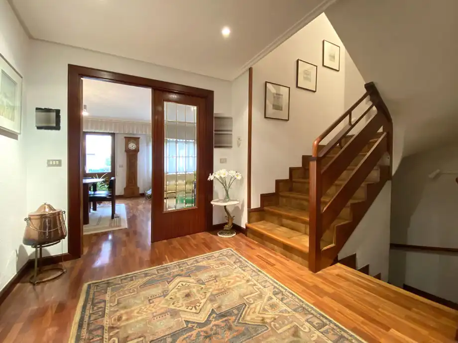 Casa o chalet en venta en Vitoria - Gasteiz con Calefacción, Jardín privado y Parquet