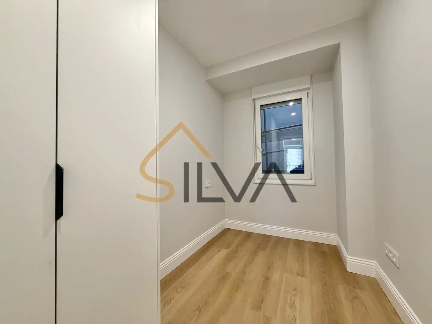 Habitación de Piso en venta en Lugo con Calefacción, Horno y Microondas