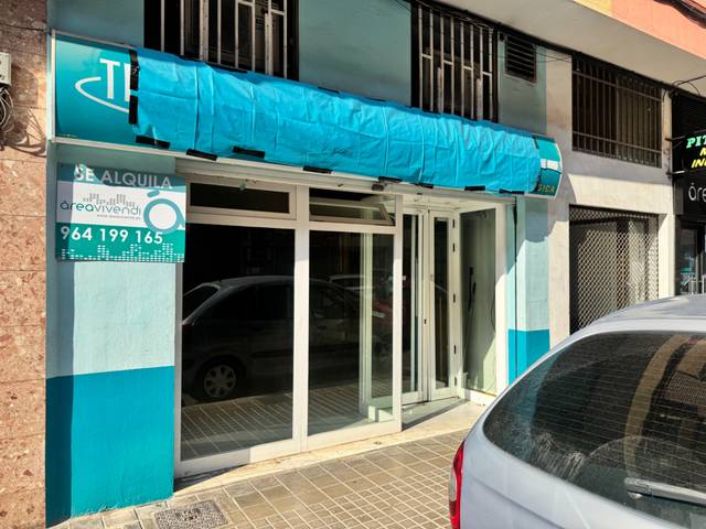 Local comercial en Alquiler en Carrer de Carcaixent, 20 en Parque Geólogo José Royo Gómez