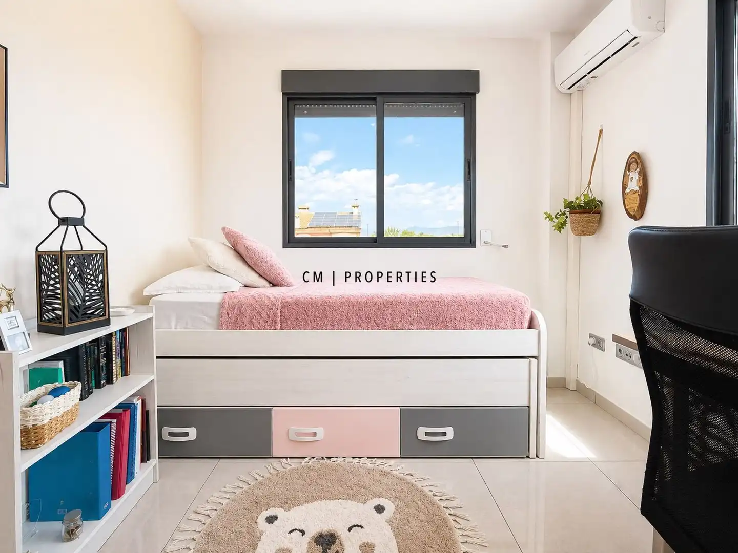 Habitación de Casa o chalet en venta en La Pobla de Vallbona con Aire acondicionado, Calefacción y Terraza