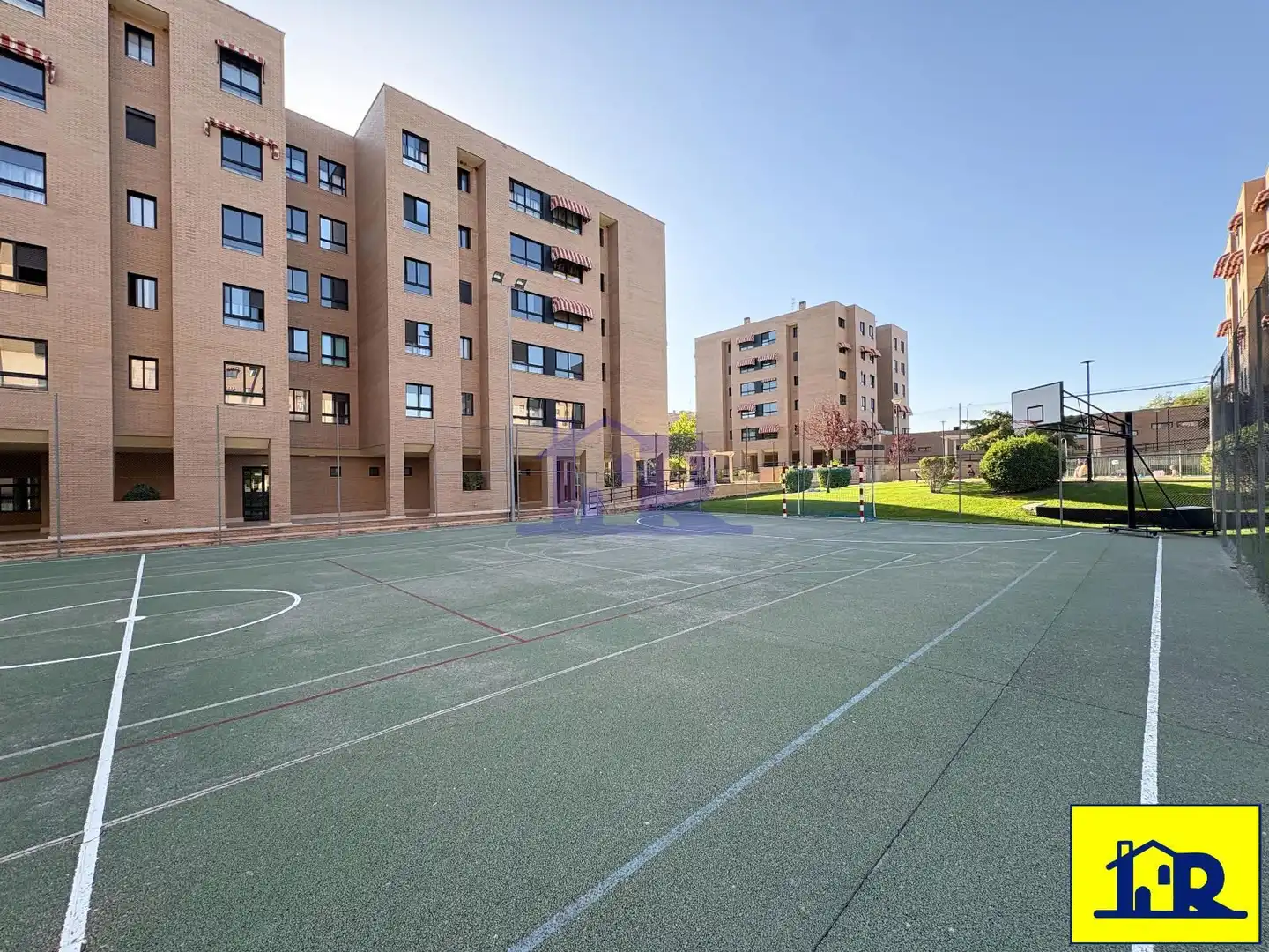 Aparcament de Pis en venda en Cuenca amb Calefacció, Terrassa i Traster