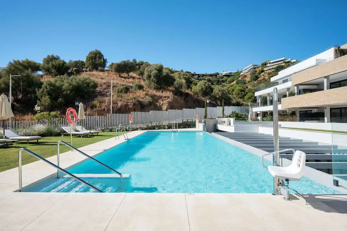 Piso con ascensor en venta en Río Real - Los Monteros, imagen 25
