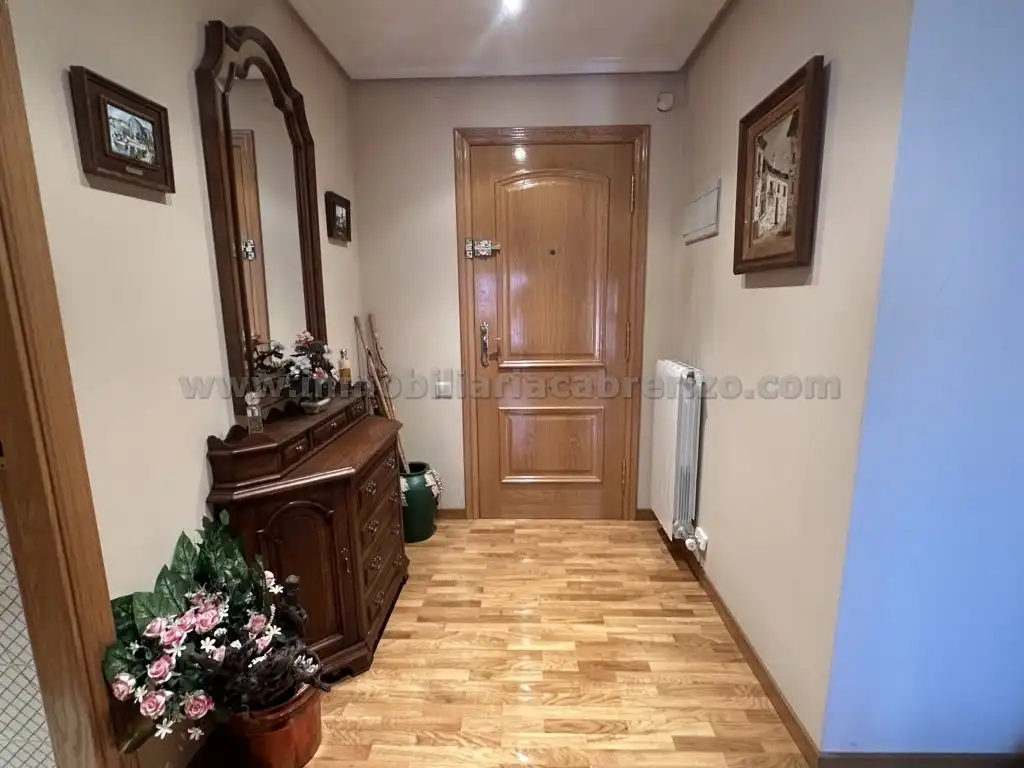 Piso en venta en  Logroño con Calefacción, Parquet y Terraza