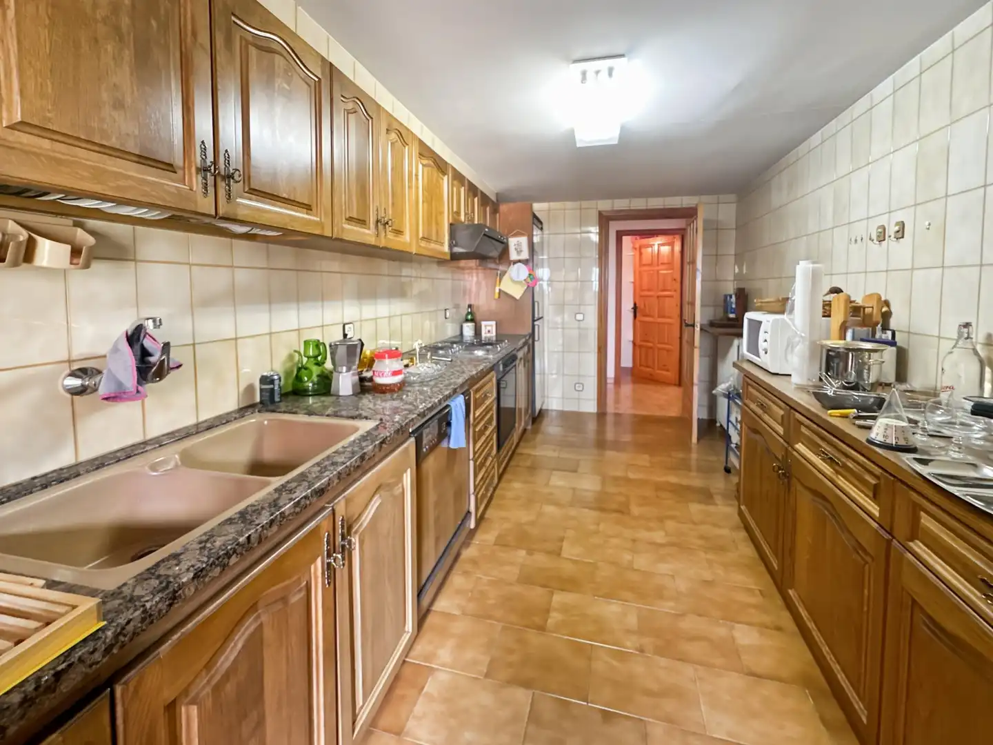 Küche von Einfamilien-Reihenhaus zum Verkauf in Berga mit Heizung und Balkon