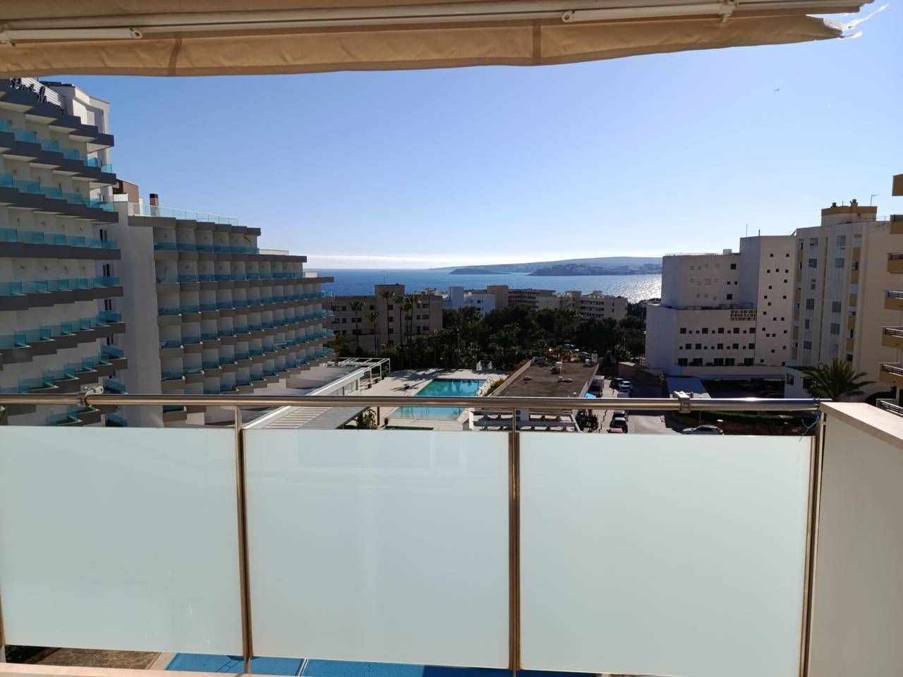 Dormitori de Apartament en venda en Calvià amb Aire condicionat, Terrassa i Moblat