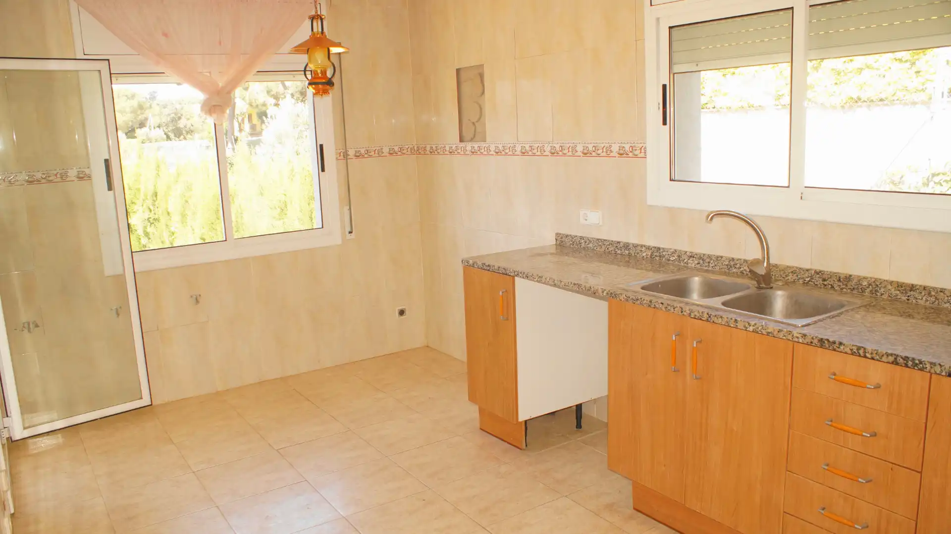 Kitchen of Houses for rent to own in Santa Eulàlia de Ronçana  with Private garden, Terrace and Swimming Pool