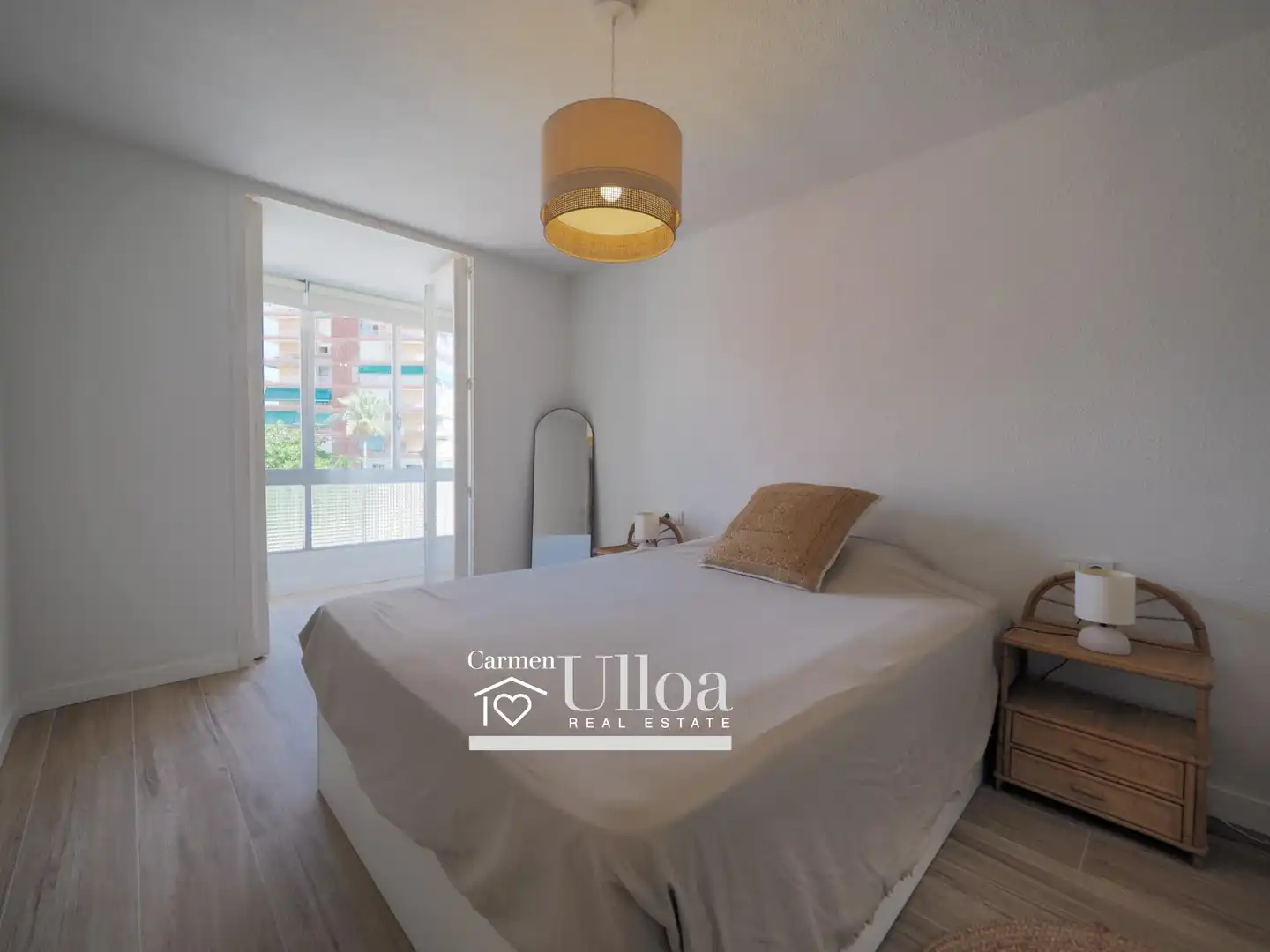 Dormitori de Apartament de lloguer en Alicante / Alacant amb Aire condicionat, Terrassa i Moblat