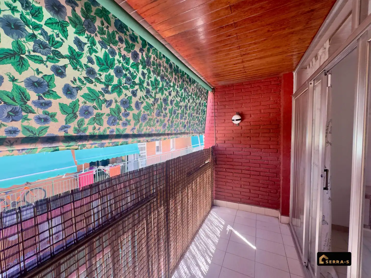 Terraza de Piso en venta en Canet de Mar con Balcón