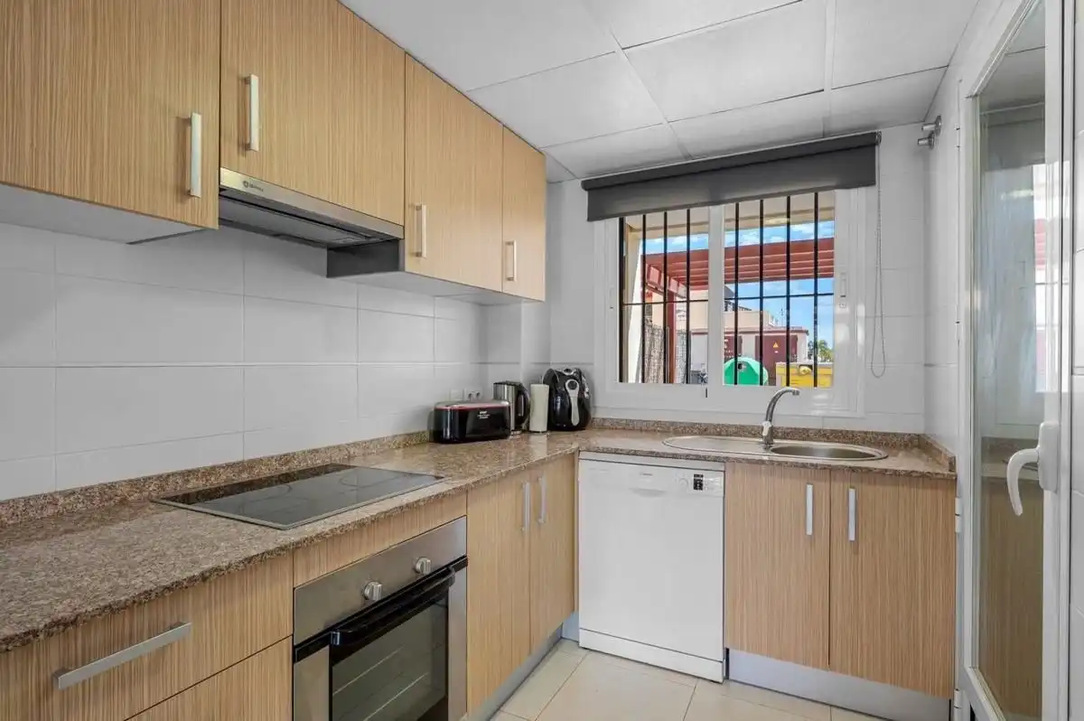 Terraced house with pool for sale in Ciudad Quesada, imagen 9