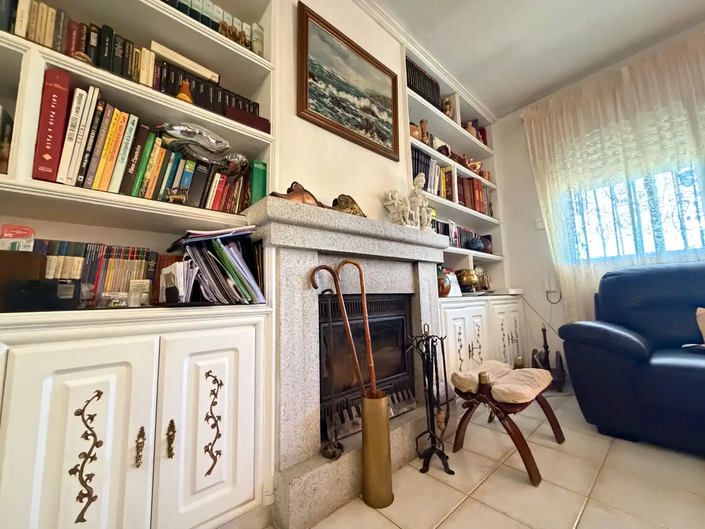 Sala de estar de Casa o chalet en venta en Pelayos de la Presa con Jardín privado, Piscina y Amueblado